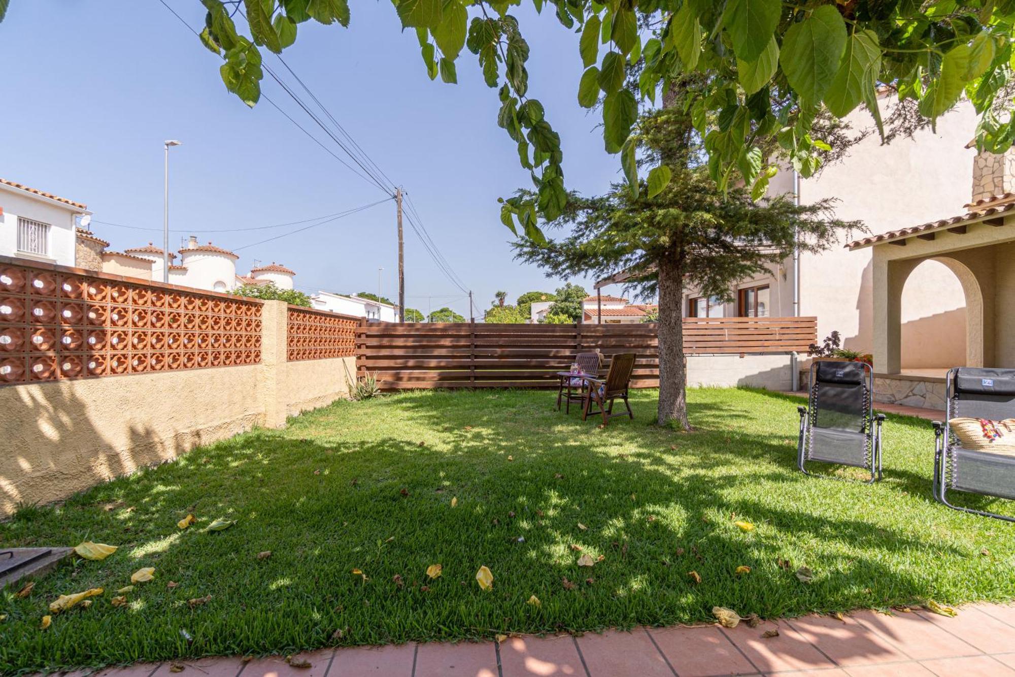 Apart-Rent Casa Con Jardin Pani 0081 Empuriabrava Exterior foto